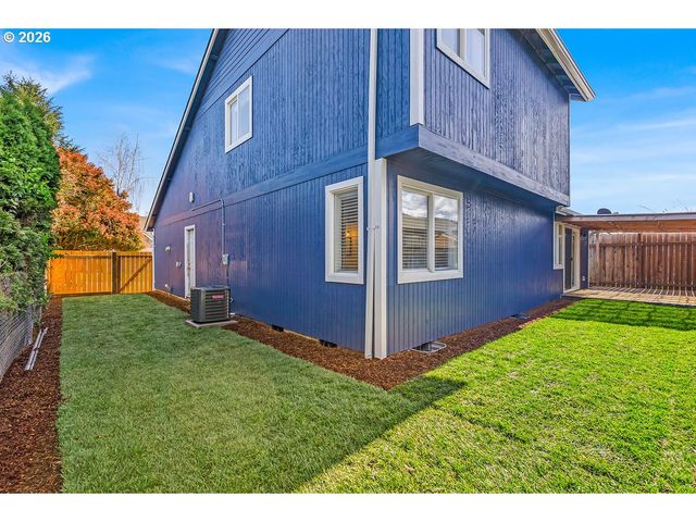 2427 EXMOOR Ct Se, Salem, OR 97317