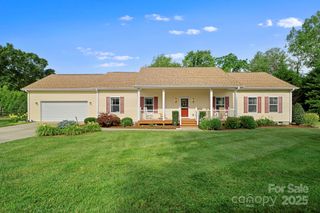 230 Blue Heron Drive 57, Mills River, NC 28759