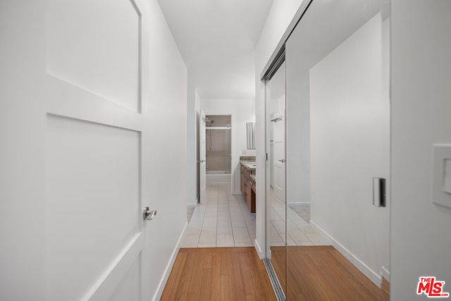 4407 Francis Avenue 307, Los Angeles, CA 90005