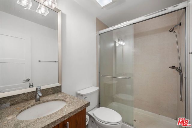 4407 Francis Avenue 307, Los Angeles, CA 90005