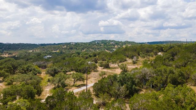 21114 Bertram LN, Spicewood, TX 78669