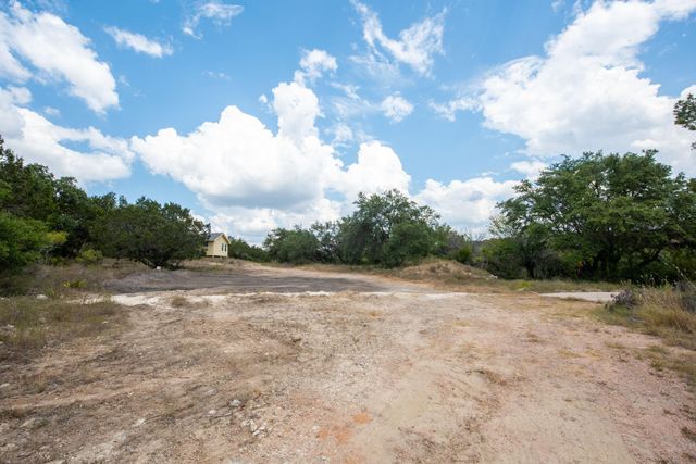 21114 Bertram LN, Spicewood, TX 78669
