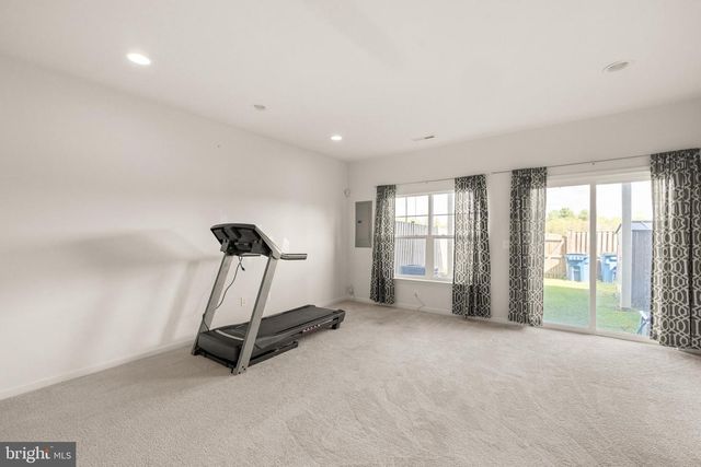 111 ROTUNDA DR, Stephenson, VA 22656