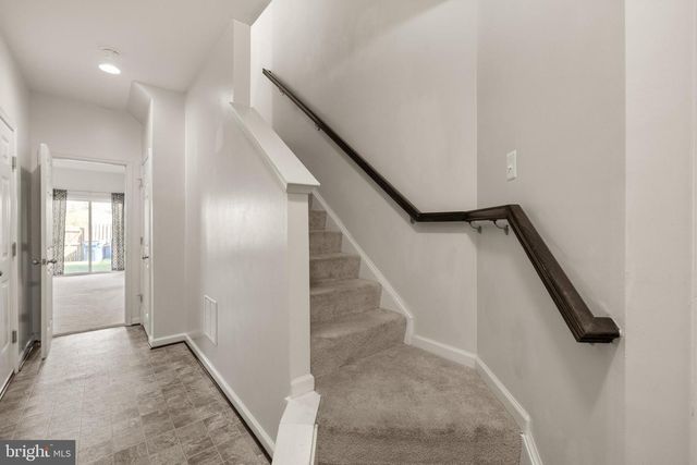 111 ROTUNDA DR, Stephenson, VA 22656