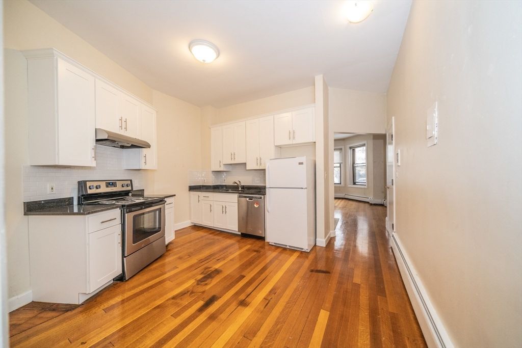 1728 Beacon St 1, Brookline, MA 02445