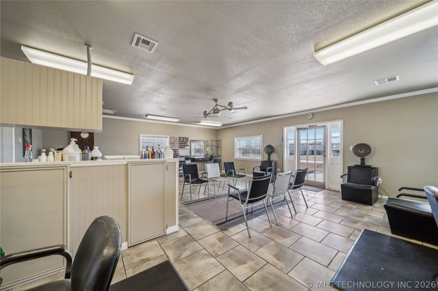 1831 N Highway 66 Route, Catoosa, OK 74015