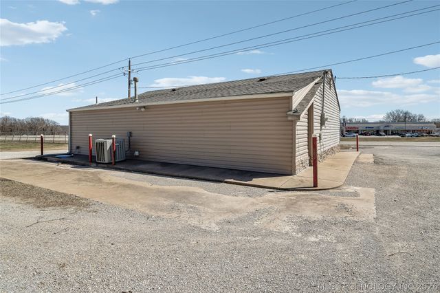 1831 N Highway 66 Route, Catoosa, OK 74015