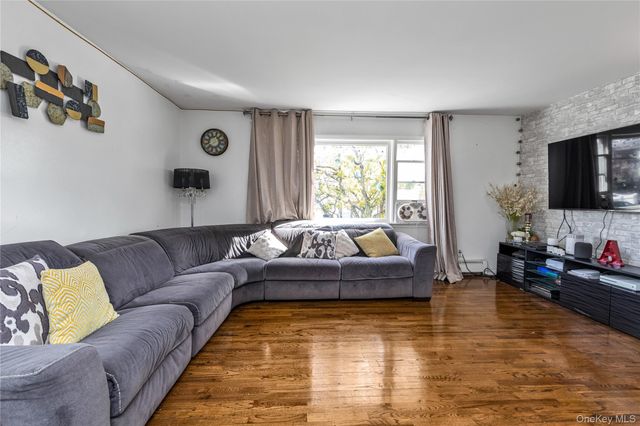 146-06 228th Street, Rosedale, NY 11413