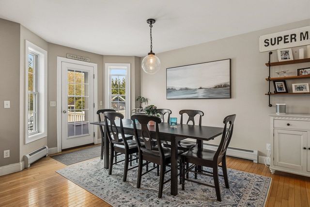 8 Mason Drive, Stratham, NH 03885