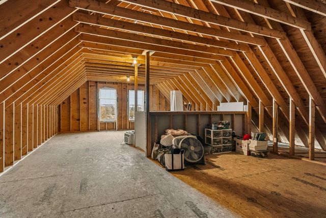 8 Mason Drive, Stratham, NH 03885
