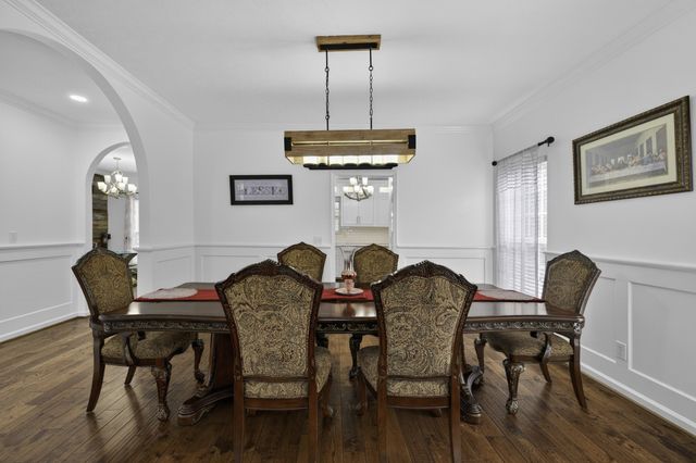 4277 October Woods Dr, Antioch, TN 37013