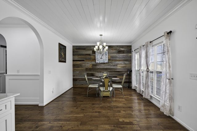 4277 October Woods Dr, Antioch, TN 37013