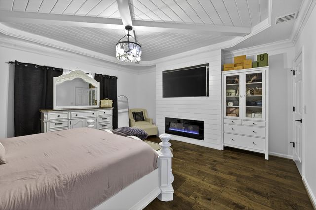 4277 October Woods Dr, Antioch, TN 37013