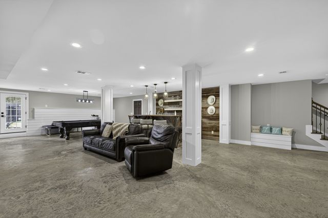 4277 October Woods Dr, Antioch, TN 37013