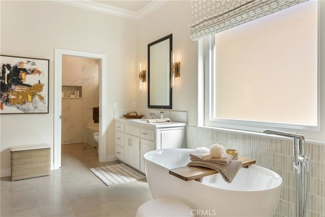 2261 Almond Springs, Paso Robles, CA 93446