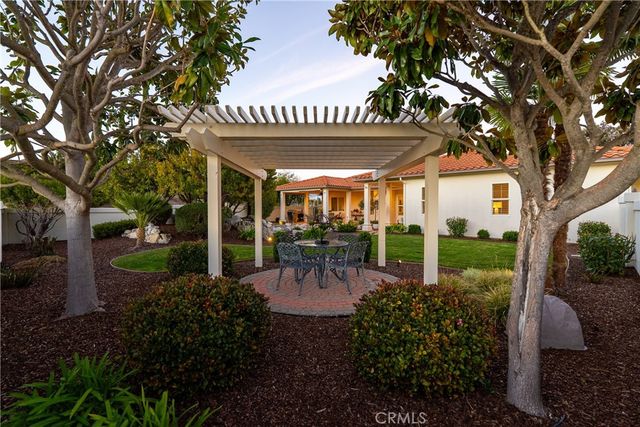 2261 Almond Springs, Paso Robles, CA 93446