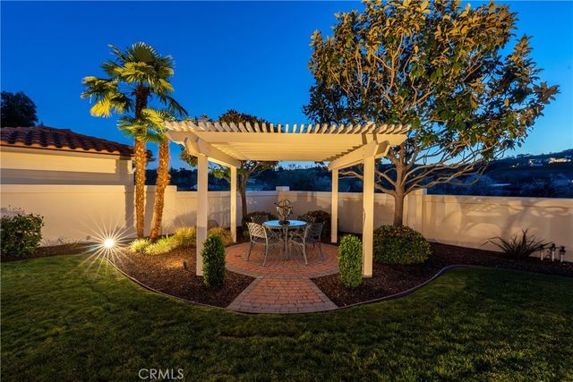 2261 Almond Springs, Paso Robles, CA 93446