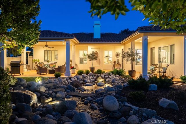 2261 Almond Springs, Paso Robles, CA 93446