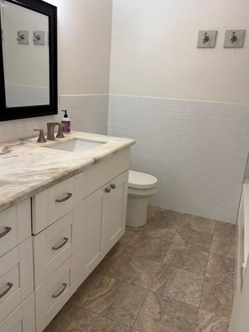 2199 Charleston, Weston, FL 33326