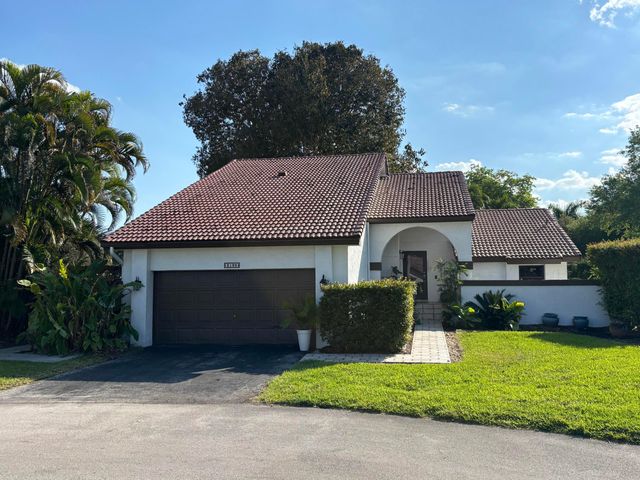 2199 Charleston, Weston, FL 33326