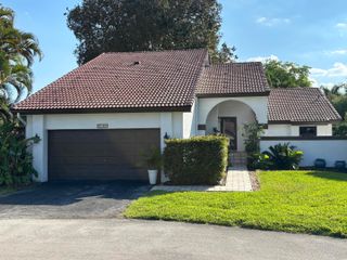 2199 Charleston, Weston, FL 33326