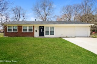 10610 Grafton Hall Rd, Louisville, KY 40272