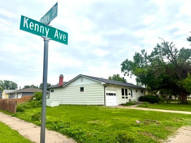 2005 Kenny, Salina, KS 67401