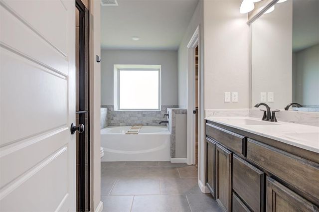 9005 SW 48th Terrace, Oklahoma City, OK 73179