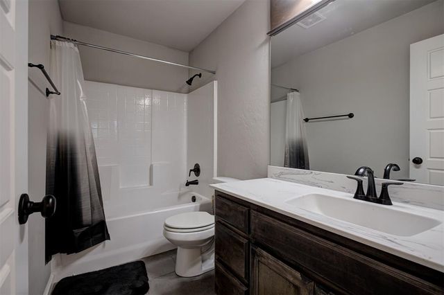 9005 SW 48th Terrace, Oklahoma City, OK 73179