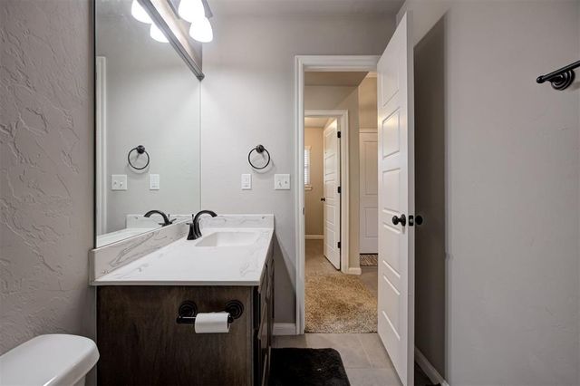 9005 SW 48th Terrace, Oklahoma City, OK 73179