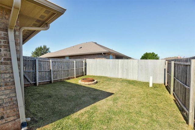 9005 SW 48th Terrace, Oklahoma City, OK 73179