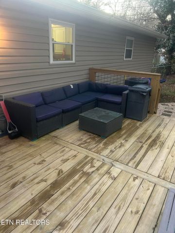 667 Hassler Mill Rd, Harriman, TN 37748