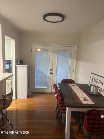 667 Hassler Mill Rd, Harriman, TN 37748