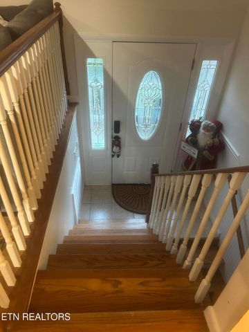 667 Hassler Mill Rd, Harriman, TN 37748