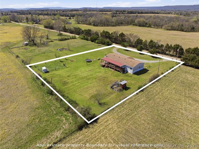 28560 S 75th E, Porum, OK 74455