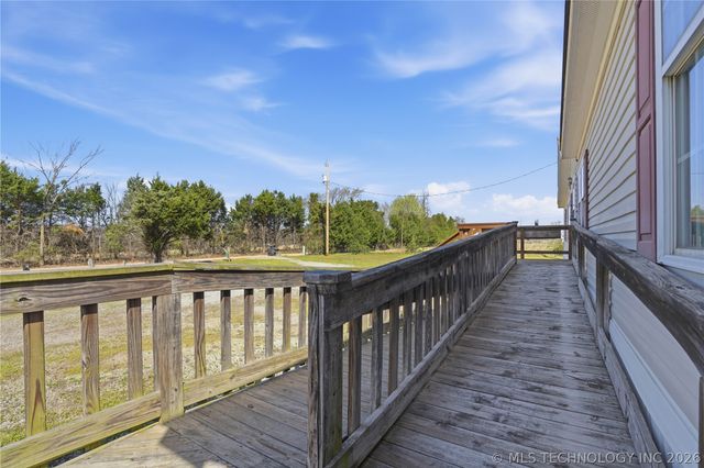 28560 S 75th E, Porum, OK 74455