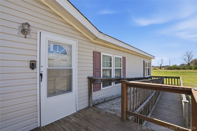 28560 S 75th E, Porum, OK 74455