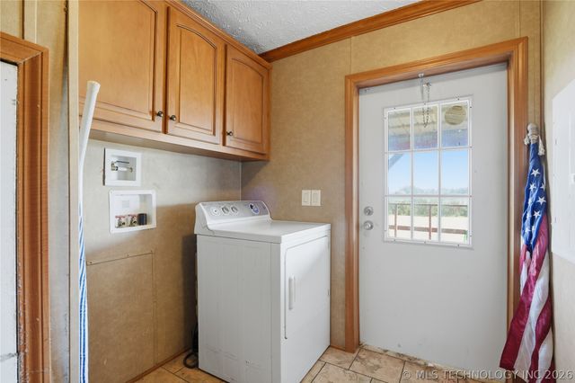 28560 S 75th E, Porum, OK 74455