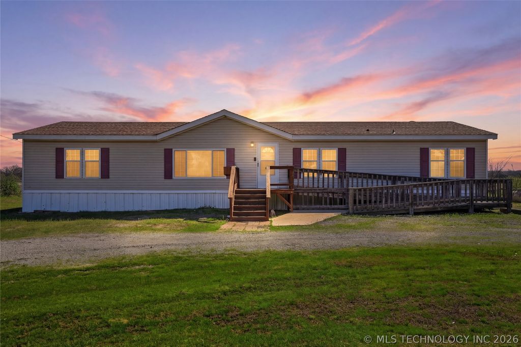 28560 S 75th E, Porum, OK 74455