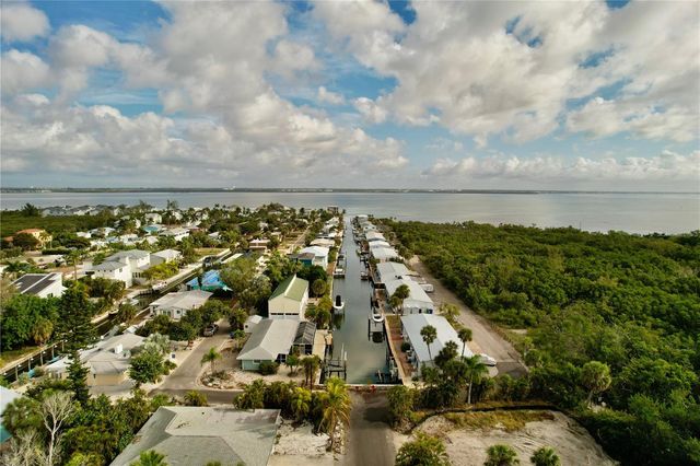 707 SAINT JUDES DRIVE S 3, Longboat Key, FL 34228