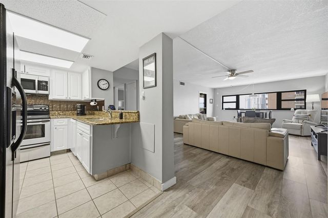 4141 BAYSHORE BOULEVARD 606, Tampa, FL 33611