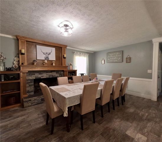 4902 THONOTOSASSA ROAD, Plant City, FL 33565