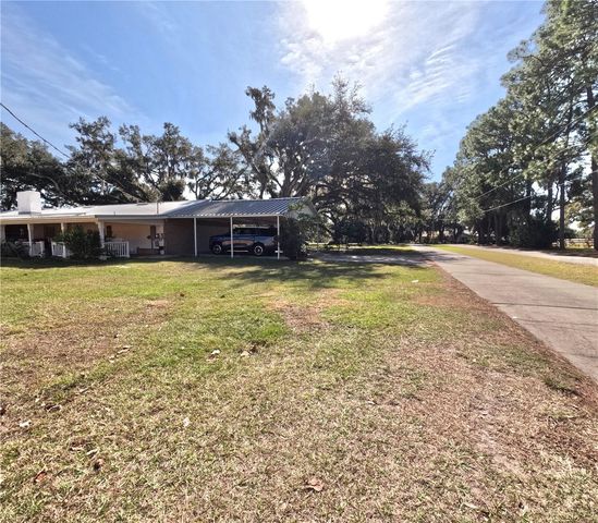 4902 THONOTOSASSA ROAD, Plant City, FL 33565