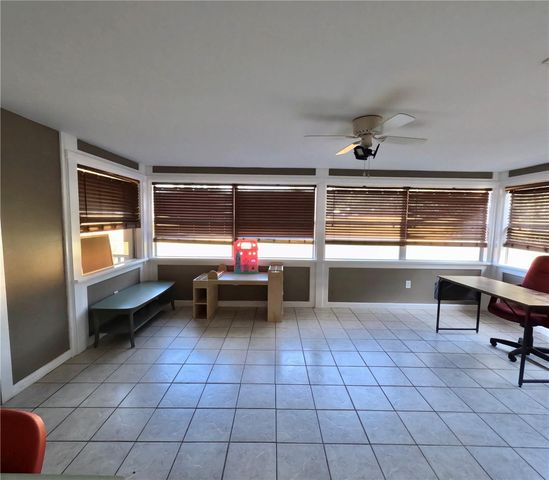 4902 THONOTOSASSA ROAD, Plant City, FL 33565