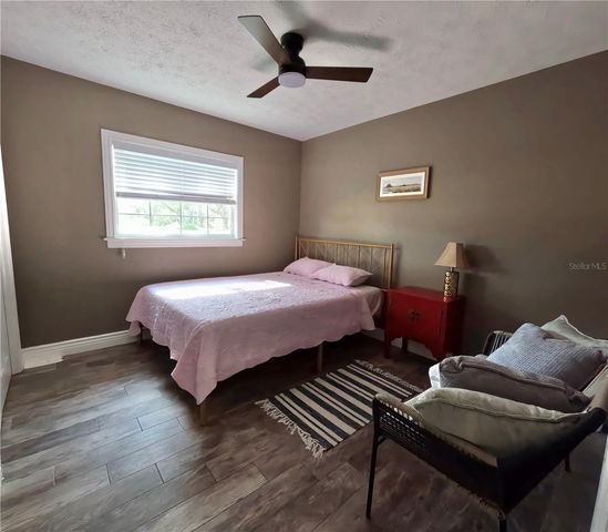 4902 THONOTOSASSA ROAD, Plant City, FL 33565