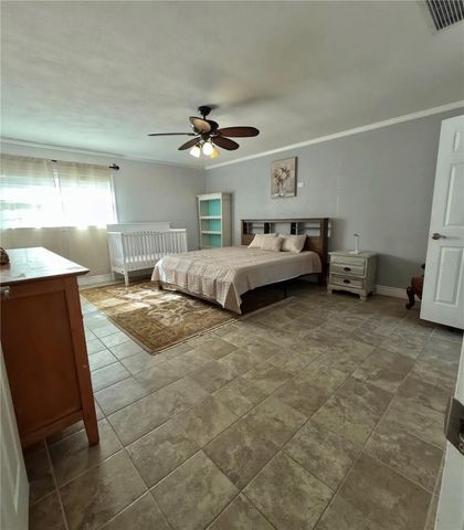 4902 THONOTOSASSA ROAD, Plant City, FL 33565