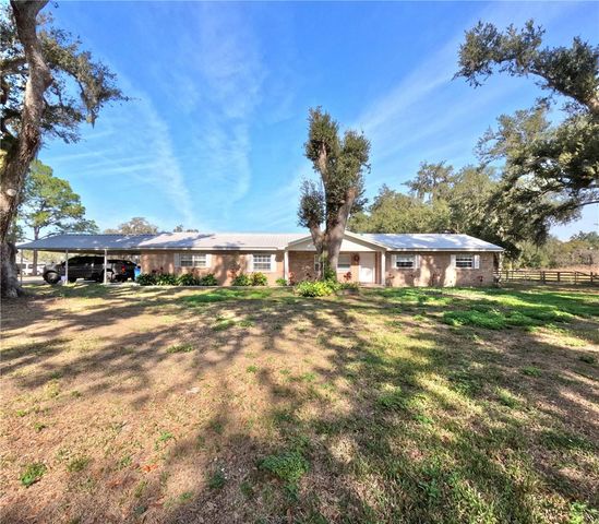 4902 THONOTOSASSA ROAD, Plant City, FL 33565