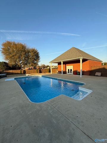 1030 Roseland Lane, Southside, AL 35907