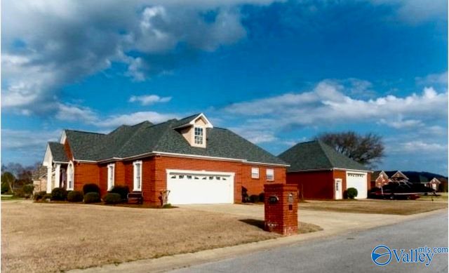 1030 Roseland Lane, Southside, AL 35907