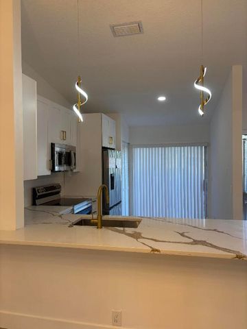 544 Shady Pine Way A, Greenacres, FL 33415